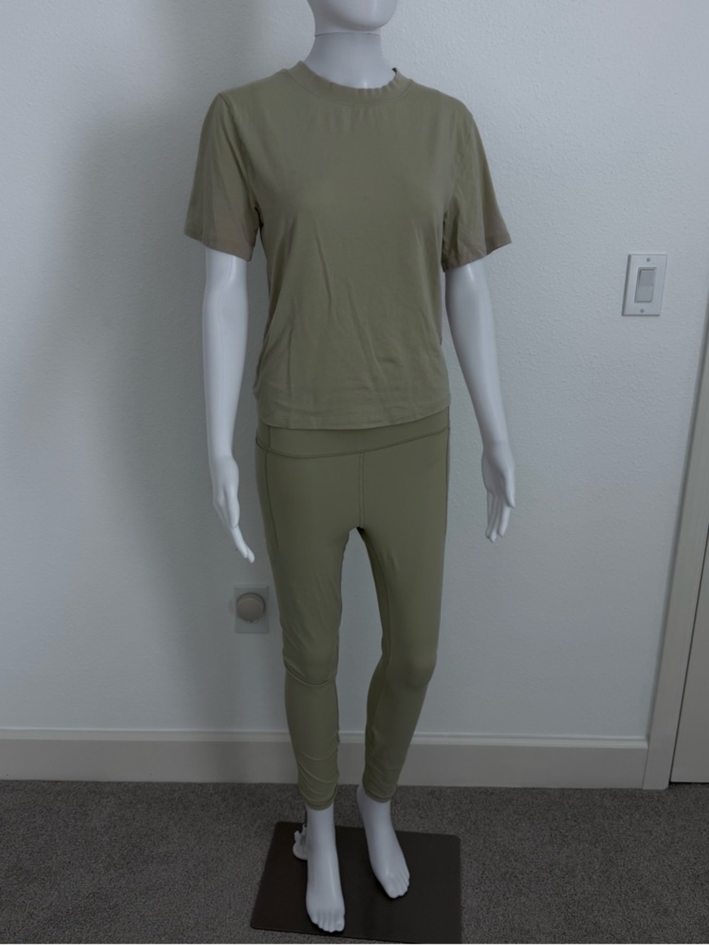 CALIA by Carrie Underwood Mint Green T-Shirt Activewear
